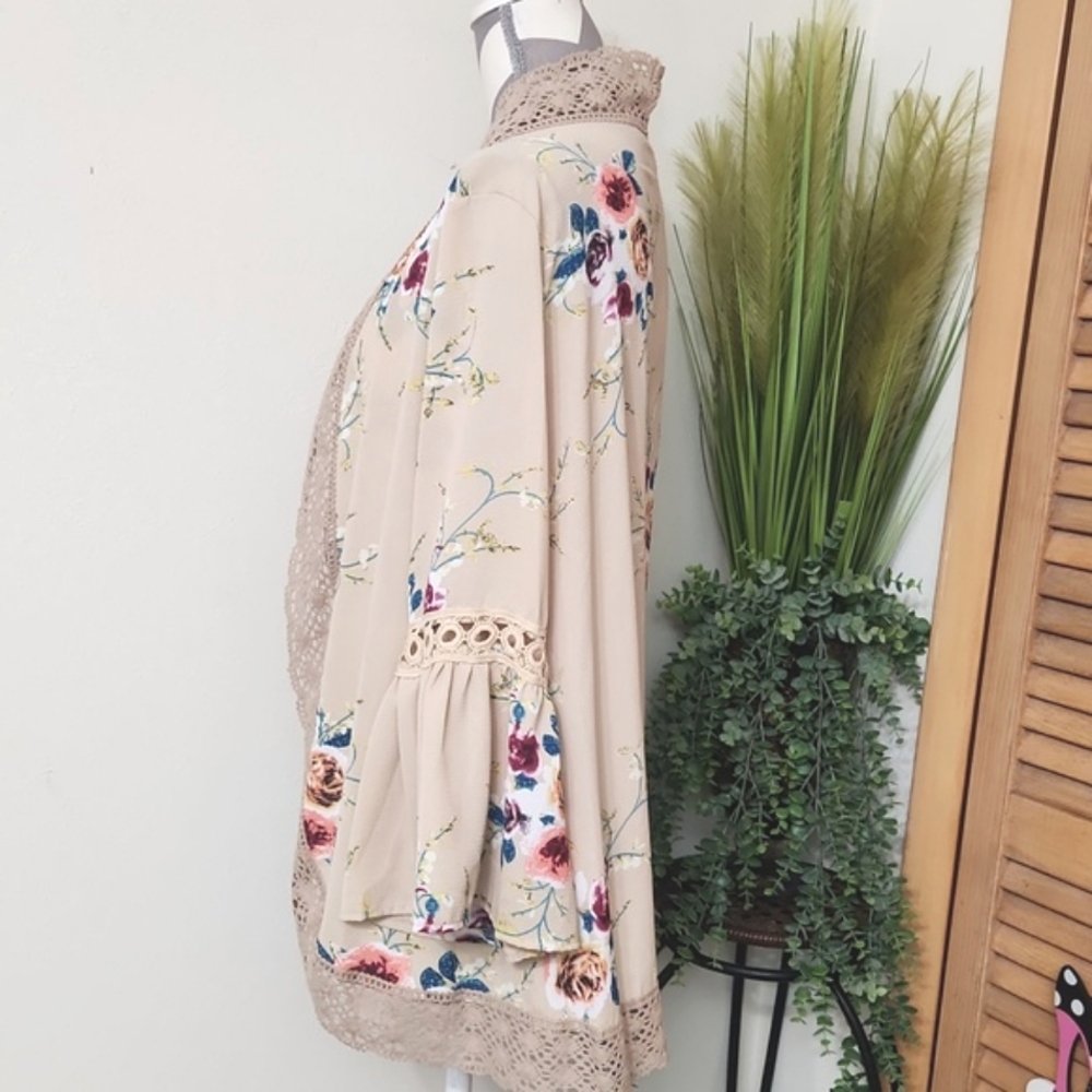 Floral Lace-Trim Open Front Cardigan - Blush Pink - Picture 4 of 14